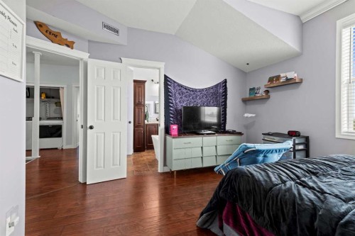 13 Cherry Lane Se, Three Hills, AB - Indoor Photo Showing Bedroom
