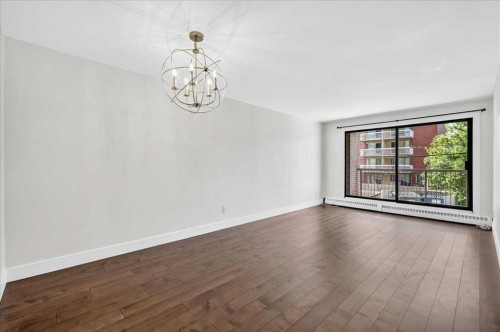 204-1011 12 Avenue Sw, Calgary, AB - Indoor Photo Showing Other Room