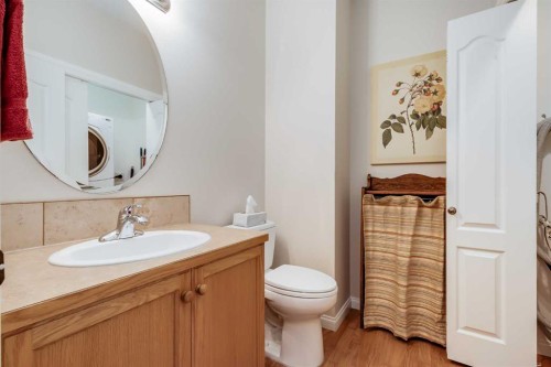 66 Royal Manor Nw, Calgary, AB 