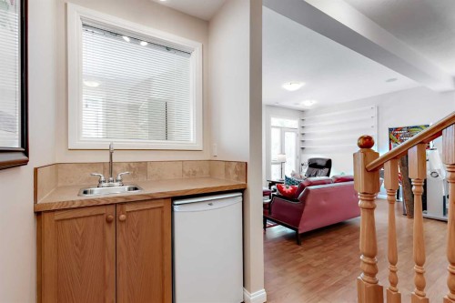 66 Royal Manor Nw, Calgary, AB 