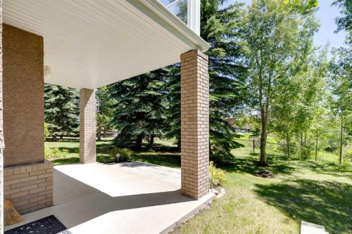 66 Royal Manor Nw, Calgary, AB 