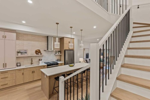 2-8916 33 Avenue Nw, Calgary, AB - Indoor
