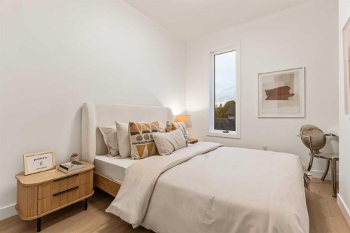 2-8916 33 Avenue Nw, Calgary, AB - Indoor Photo Showing Bedroom