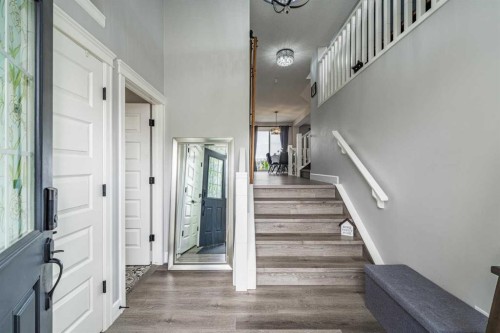 46 Yorkstone Way Sw, Calgary, AB - Indoor Photo Showing Other Room
