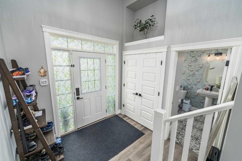 46 Yorkstone Way Sw, Calgary, AB - Indoor Photo Showing Other Room
