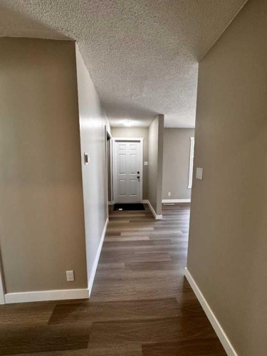 3429 19 Avenue Se, Calgary, AB 