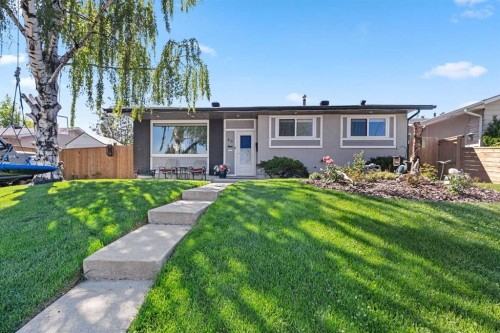 80 Allandale Close Se, Calgary, AB 