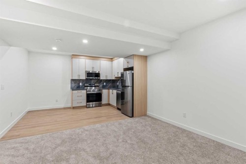 116 Ambleside Crescent Nw, Calgary, AB - Indoor