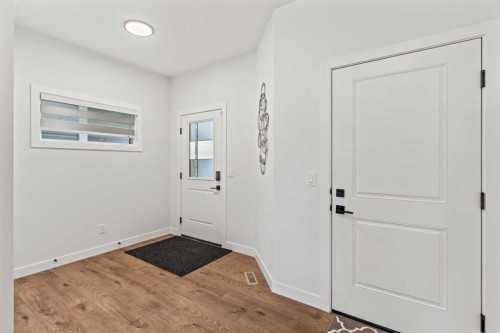 116 Ambleside Crescent Nw, Calgary, AB - Indoor Photo Showing Other Room