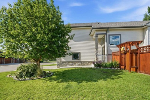 260 Willow Ridge Manor Sw, Diamond Valley, AB - Outdoor