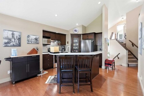 260 Willow Ridge Manor Sw, Diamond Valley, AB - Indoor Photo Showing Kitchen