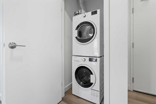 401-455 1 Avenue Ne, Calgary, AB - Indoor Photo Showing Laundry Room