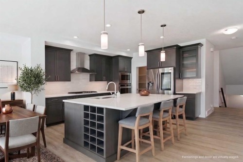 17 Crestbrook Hill Sw, Calgary, AB 