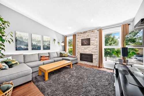 8004 Ranchview Drive Nw, Calgary, AB 