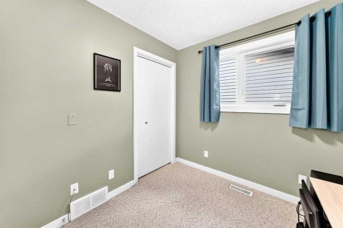 8004 Ranchview Drive Nw, Calgary, AB 