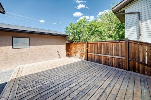 8004 Ranchview Drive Nw, Calgary, AB 