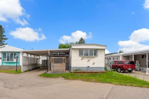 3223 83 Street Nw, Calgary, AB 