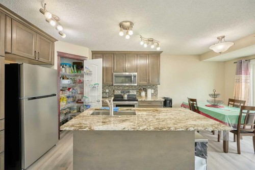 117 Douglas Ridge Circle Se, Calgary, AB 