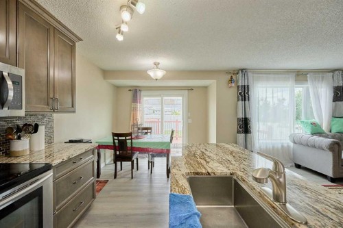 117 Douglas Ridge Circle Se, Calgary, AB 