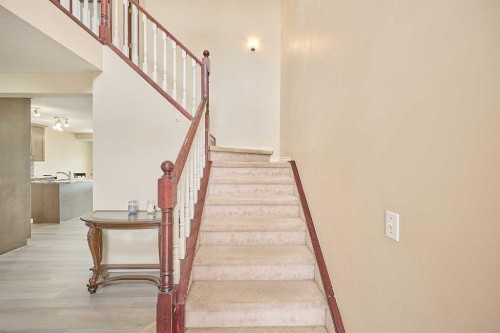 117 Douglas Ridge Circle Se, Calgary, AB 