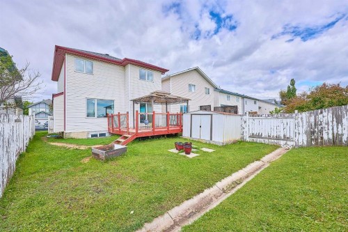 117 Douglas Ridge Circle Se, Calgary, AB 