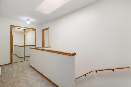 117 Douglasbank Way Se, Calgary, AB 