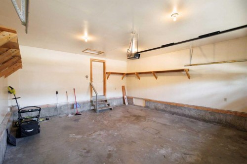 117 Douglasbank Way Se, Calgary, AB 