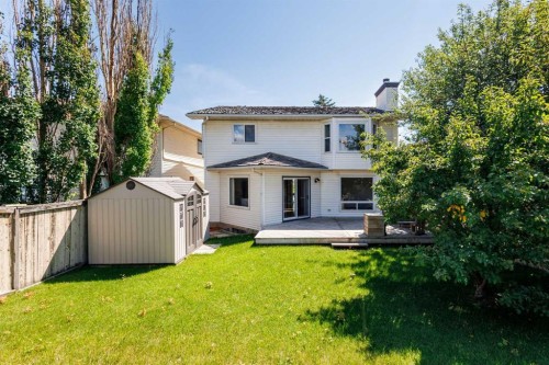 117 Douglasbank Way Se, Calgary, AB 