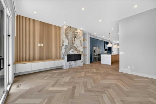 924 33A Street Nw, Calgary, AB - Indoor Photo Showing Other Room