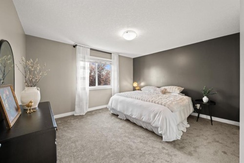172 Mcivor Terrace, Chestermere, AB - Indoor Photo Showing Bedroom