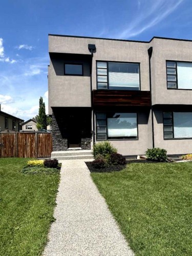 532 22 Avenue Ne, Calgary, AB - Outdoor