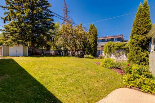 23 Heston Street Nw, Calgary, AB 