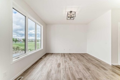 310 Montrose Crescent Se, High River, AB 