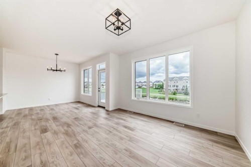 310 Montrose Crescent Se, High River, AB 