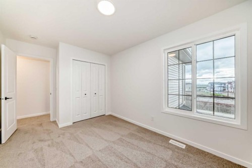 310 Montrose Crescent Se, High River, AB 