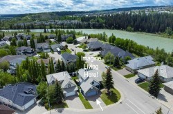 116 West Terrace Point  Cochrane, AB T4C 1R6