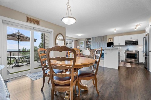 241 Sunset Heights, Cochrane, AB - Indoor Photo Showing Other Room
