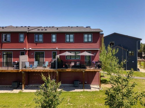 64 Spring Willow Close Sw, Calgary, AB 