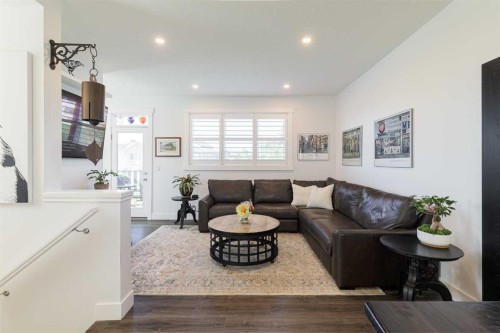 64 Spring Willow Close Sw, Calgary, AB 