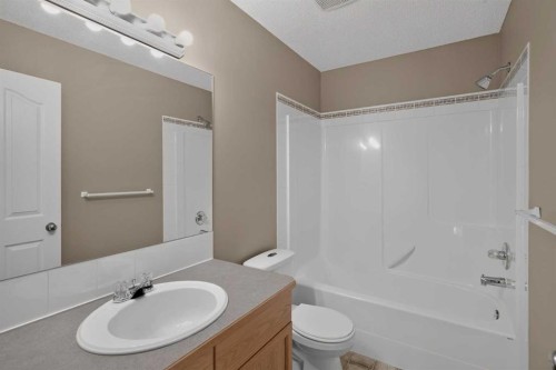 59 Silver Springs Way Nw, Airdrie, AB - Indoor Photo Showing Bathroom