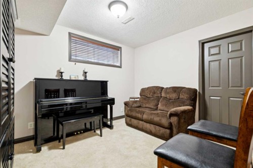 316 Prestwick Terrace Se, Calgary, AB 