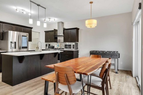 262 Hillcrest Heights Sw, Airdrie, AB - Indoor Photo Showing Dining Room