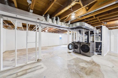 416 Thornhill Place Nw, Calgary, AB - Indoor Photo Showing Basement