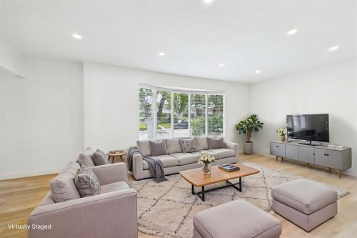 416 Thornhill Place Nw, Calgary, AB - Indoor Photo Showing Living Room