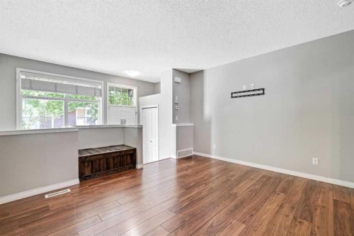 159 New Brighton Villas Se, Calgary, AB 