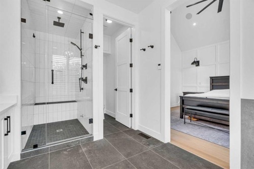 2032 37 Avenue Sw, Calgary, AB - Indoor Photo Showing Other Room