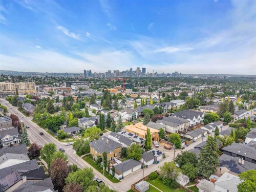 2032 37 Avenue Sw, Calgary, AB - Outdoor With View