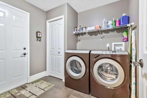 28 Citadel Green Nw, Calgary, AB 