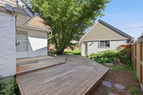 806 Radford Road Ne, Calgary, AB - Outdoor With Exterior