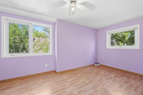 806 Radford Road Ne, Calgary, AB - Indoor Photo Showing Other Room